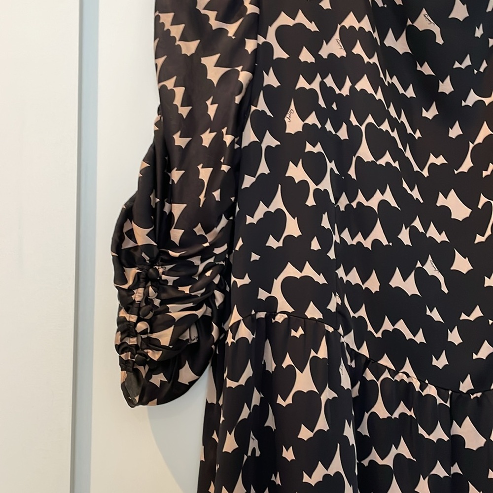 Juicy Couture, 100% Silk, Chic Black and Dusty Pink Patterned Dress, Size 14 - Picture 5 of 12